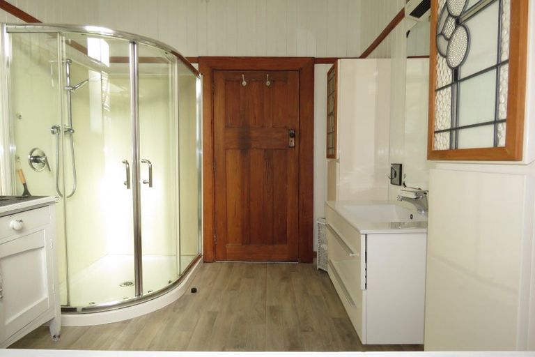 Photo of property in 74 Church Street, Reefton, 7830