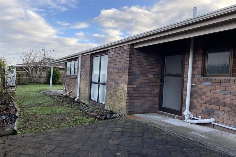 Photo of property in 2/111 Whitford Road, Somerville, Auckland, 2014