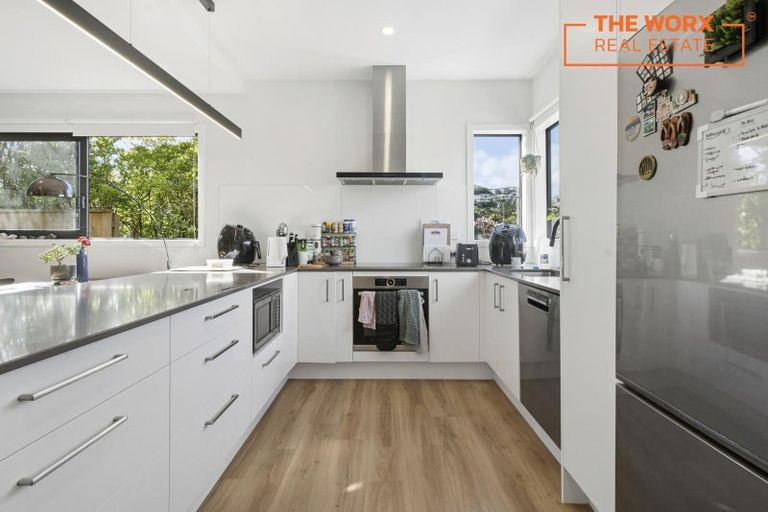 Photo of property in 23d Hindmarsh Street, Johnsonville, Wellington, 6037