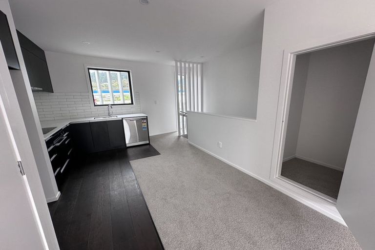 Photo of property in 32 Houhere Street, Paraparaumu, 5032