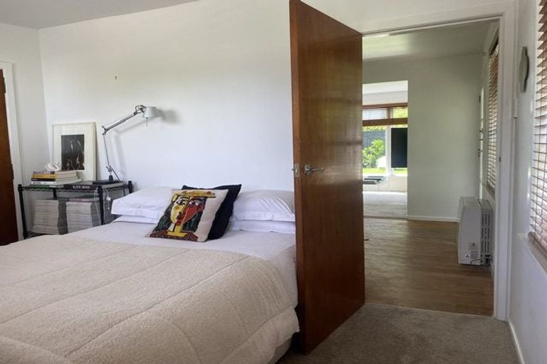 Photo of property in 47a Parkvale Road, Karori, Wellington, 6012