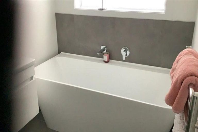 Photo of property in 19b Augusta Rise, Omokoroa, 3114