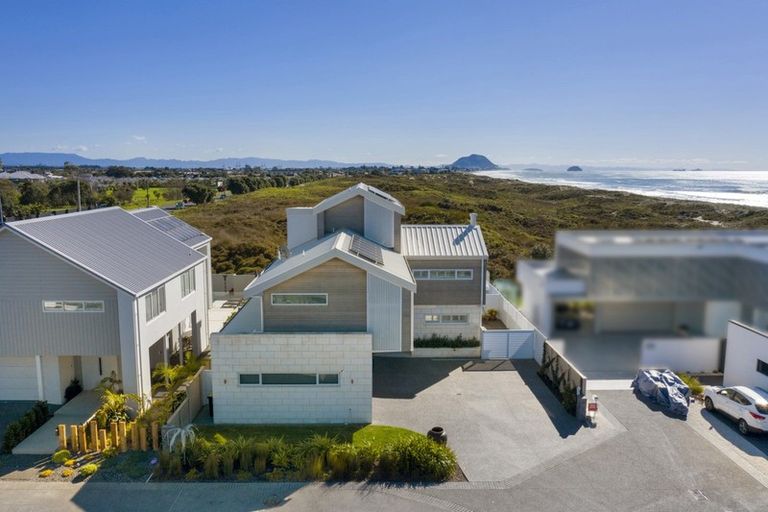 Photo of property in 19 Otira Close, Papamoa Beach, Papamoa, 3118