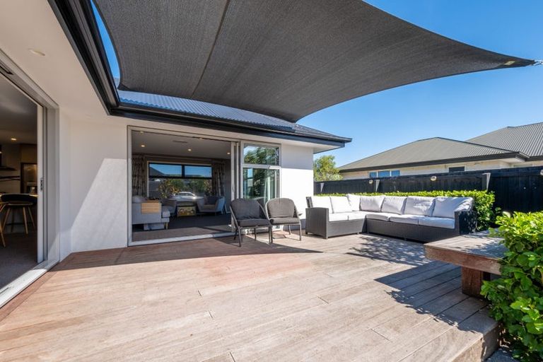 Photo of property in 8 Whincops Road, Halswell, Christchurch, 8025