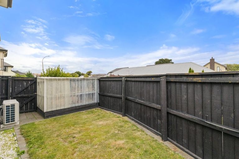 Photo of property in 1 Trist Place, Edgeware, Christchurch, 8013