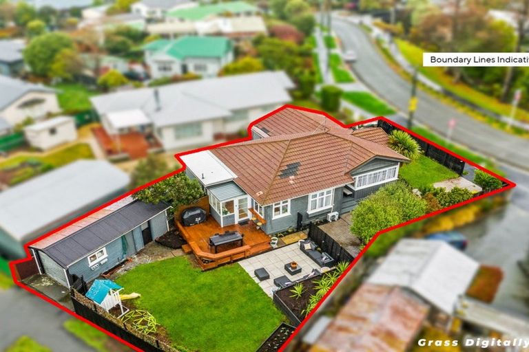 Photo of property in 186 Stapletons Road, Richmond, Christchurch, 8013