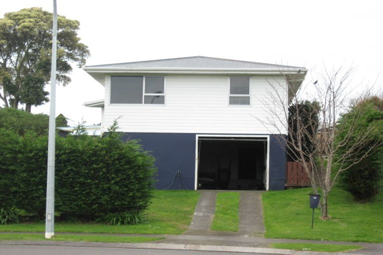 Photo of property in 16 Oleander Place, Bell Block, New Plymouth, 4312