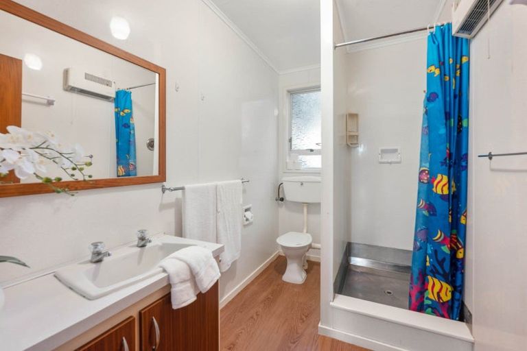 Photo of property in 8 Kensington Place, Richmond Heights, Taupo, 3330