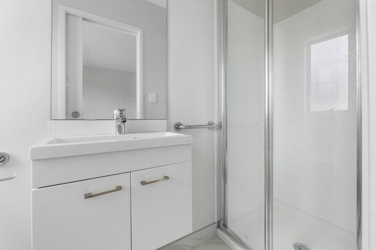 Photo of property in 7/51 Wharf Road, Te Atatu Peninsula, Auckland, 0610