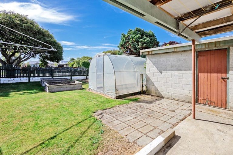 Photo of property in 23 Cruickshank Crescent, Rosedale, Invercargill, 9810