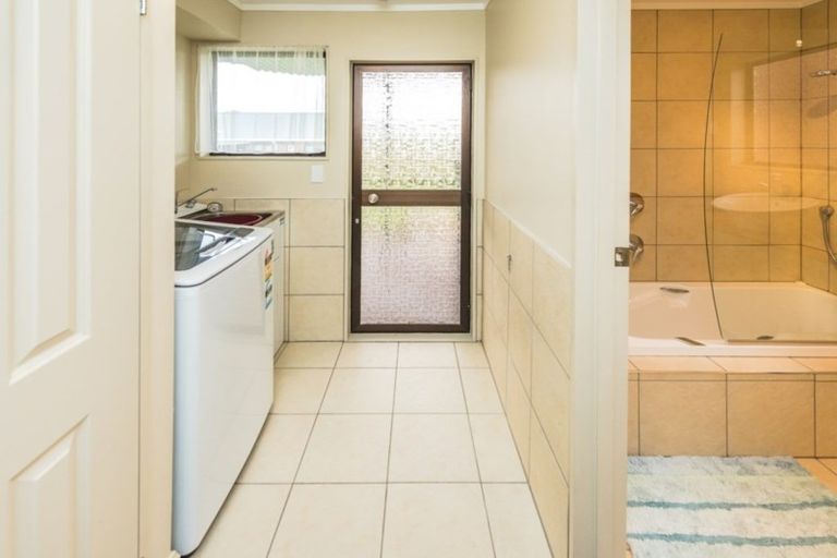 Photo of property in 36 Parkdale Drive, Aramoho, Whanganui, 4500