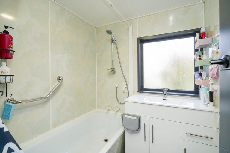 Photo of property in 15 Lauder Crescent, Heidelberg, Invercargill, 9812