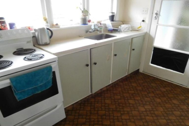 Photo of property in 79 Fraser Street, Wainuiomata, Lower Hutt, 5014