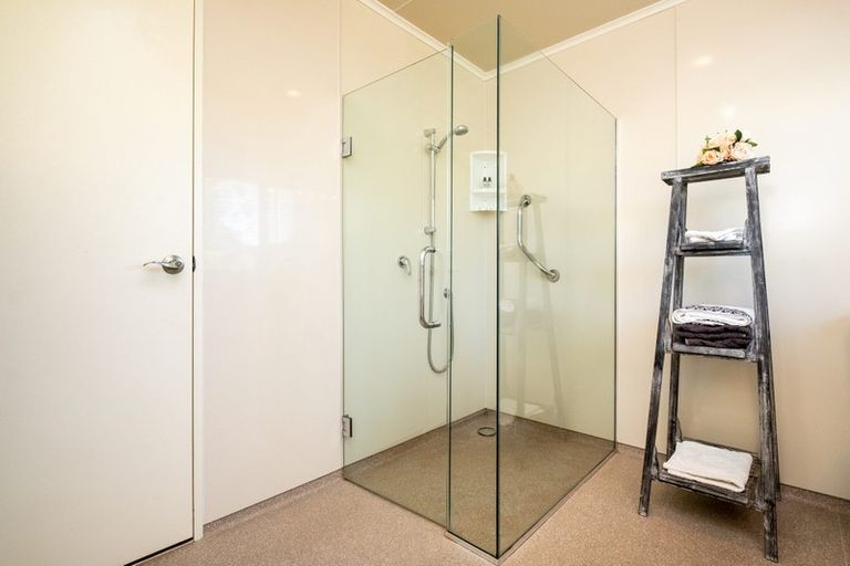 Photo of property in 135 Ballantyne Road, Poraiti, Napier, 4182