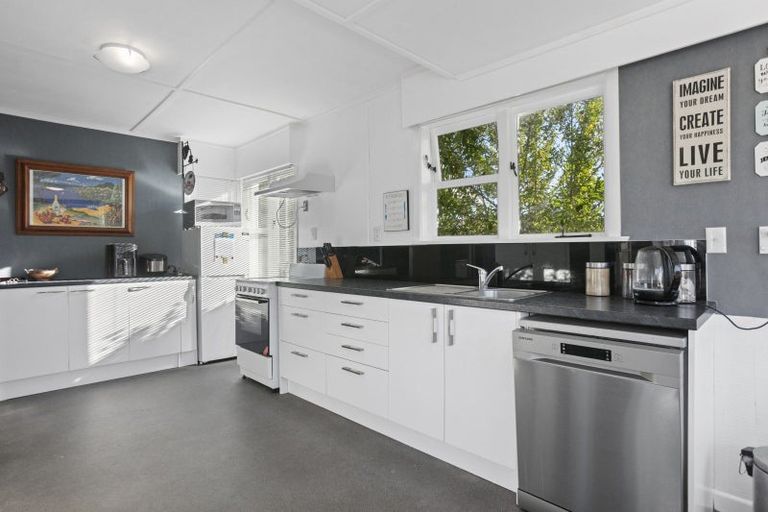 Photo of property in 215 Tony Avenue, Thames, 3500