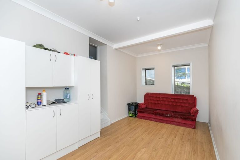 Photo of property in 72 Forest Lake Road, Forest Lake, Hamilton, 3200