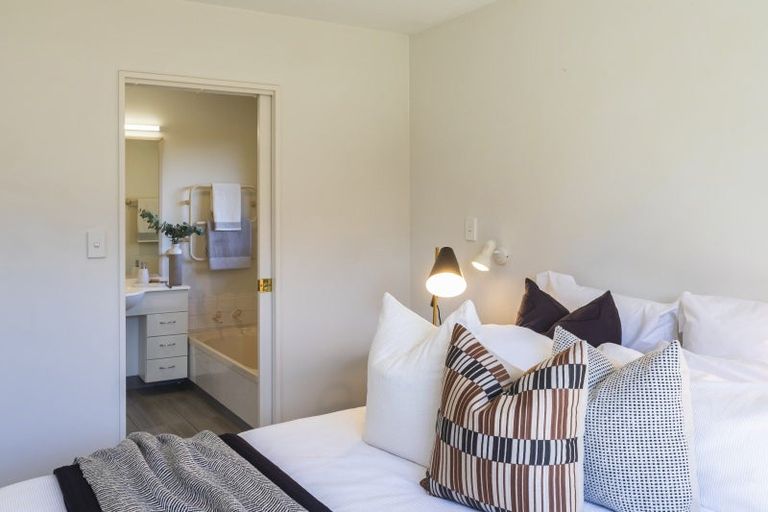 Photo of property in 2/9 Selwyn Street, Somerfield, Christchurch, 8024