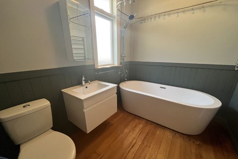 Photo of property in 185 Muritai Road, Eastbourne, Lower Hutt, 5013