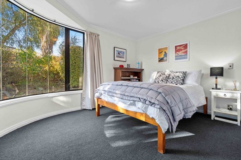 Photo of property in 8 Penrith Park Drive, Wanaka, 9305