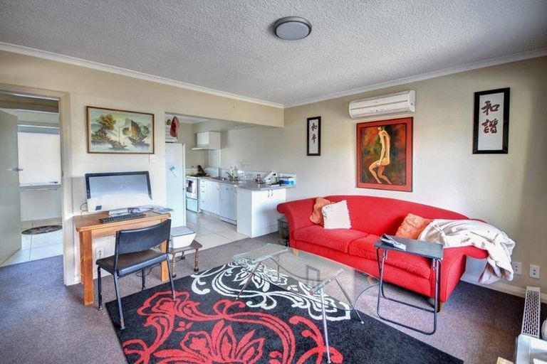 Photo of property in 214 Main South Road, Green Island, Dunedin, 9018