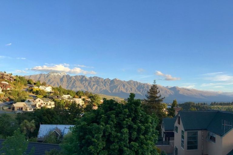Photo of property in 8 Kent Street, Queenstown, 9300