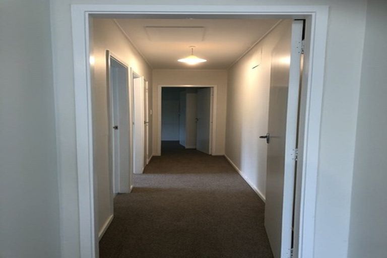 Photo of property in 2/42 Montreal Grove, Kingston, Wellington, 6021