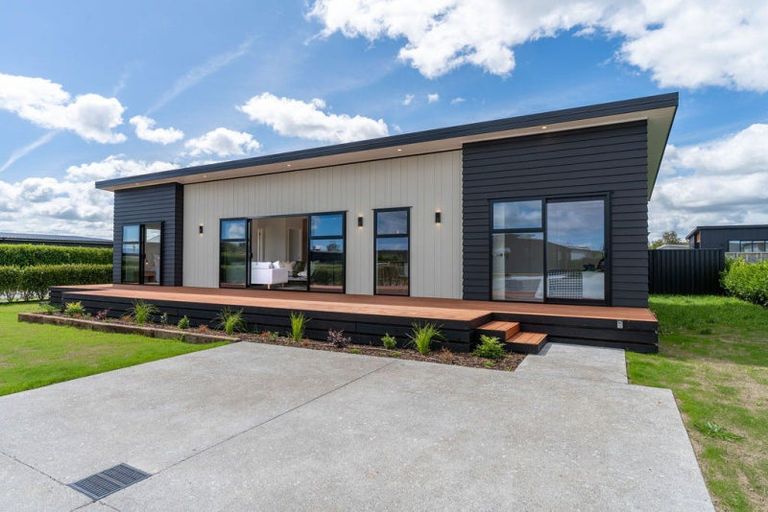 Photo of property in 49 Burgundy Drive, Martinborough, 5711