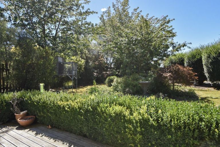 Photo of property in 22 Philip Street, Carterton, 5713