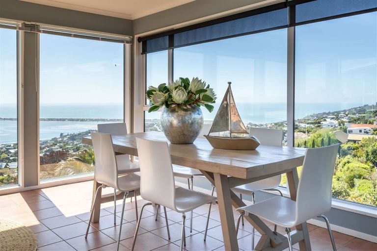 Photo of property in 7 Belleview Terrace, Mount Pleasant, Christchurch, 8081