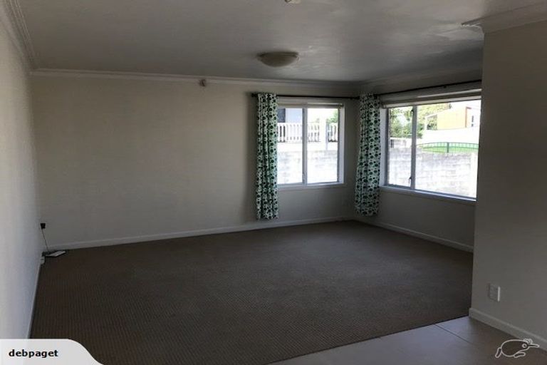 Photo of property in 9 Bellevue Road, Brookfield, Tauranga, 3110
