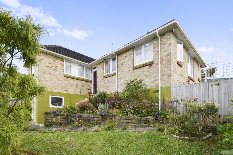 Photo of property in 45 Te Wheoro Street, Meremere, Mercer, 2474