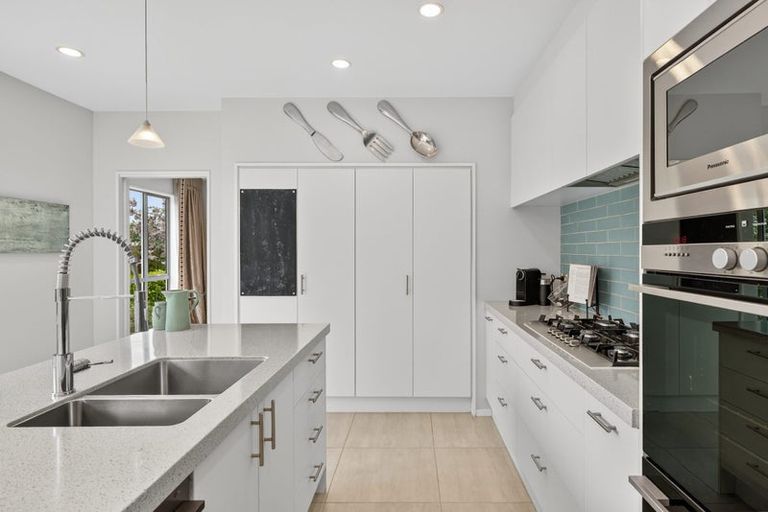 Photo of property in 1a Westburn Terrace, Burnside, Christchurch, 8041