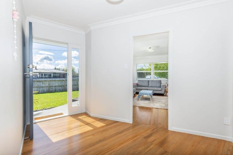 Photo of property in 2 Mears Road, St Andrews, Hamilton, 3200