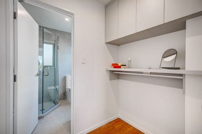 Photo of property in 1/20 William Souter Street, Forrest Hill, Auckland, 0620
