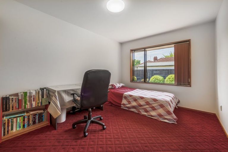 Photo of property in 1/17 Worthy Street, Ilam, Christchurch, 8041