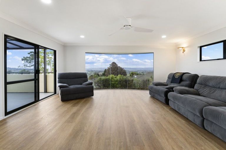 Photo of property in 223 Hill Road, The Gardens, Auckland, 2105