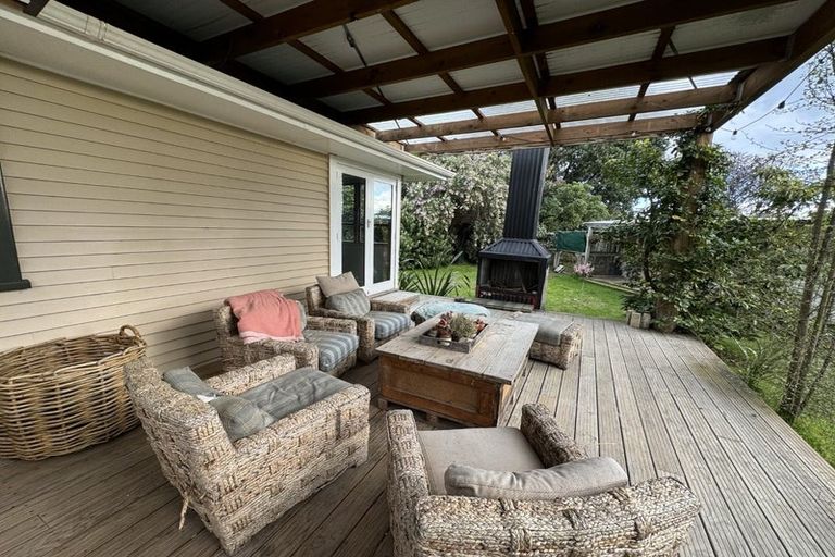 Photo of property in 1 Van Asch Road, Haumoana, 4102