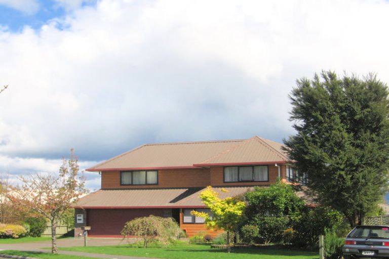 Photo of property in 5 Lynwood Place, Owhata, Rotorua, 3010