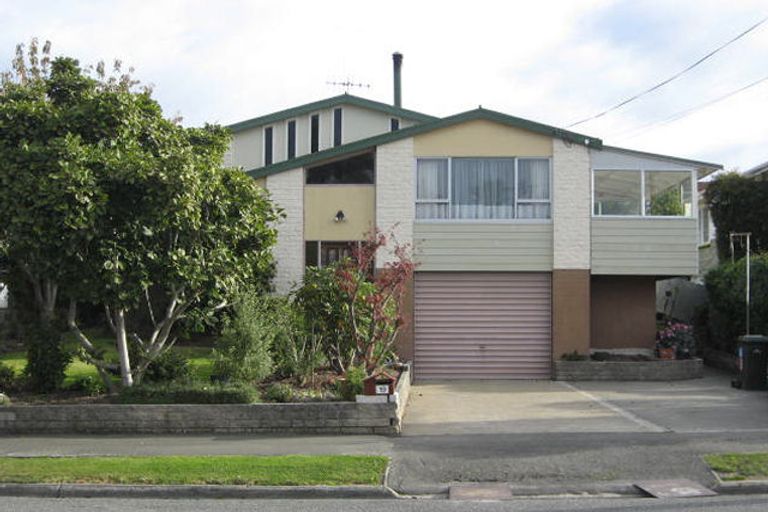 Photo of property in 19 Oxford Street, Holmes Hill, Oamaru, 9401