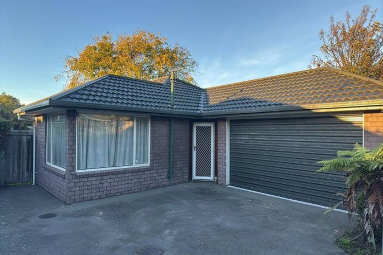 Photo of property in 24 Hillmorton Street, Hillmorton, Christchurch, 8024