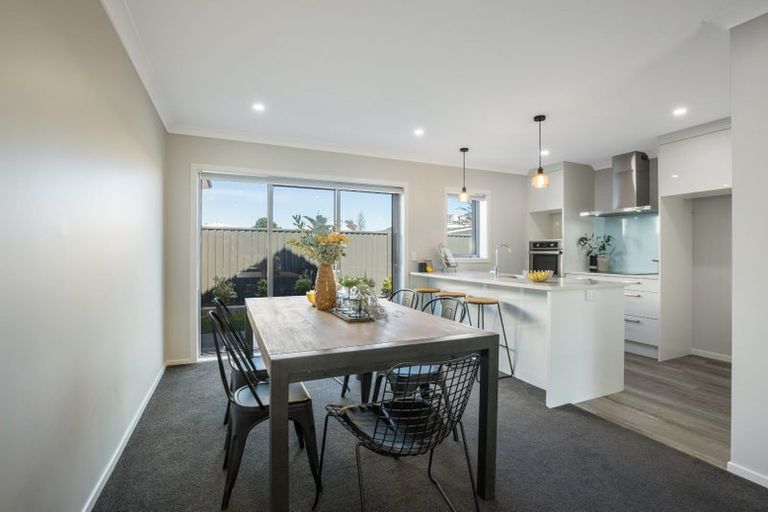 Photo of property in 8 Tieke Lane, Kenepuru, Porirua, 5022