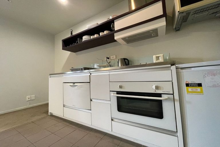 Photo of property in St Paul Apartments, 3b/4 Saint Paul Street, Auckland Central, Auckland, 1010