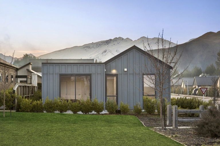 Photo of property in 24 Mount Burke Street, Wanaka, 9305