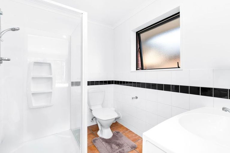 Photo of property in 8 Thornaby Close, Burnside, Christchurch, 8053