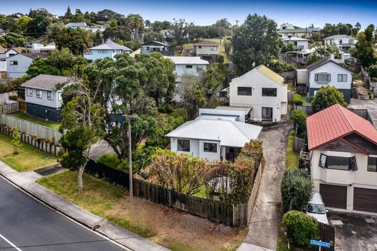 Photo of property in 642a Whangaparaoa Road, Stanmore Bay, Whangaparaoa, 0932