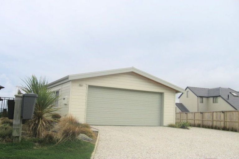 Photo of property in 60 Cedar Street, Maungaraki, Lower Hutt, 5010