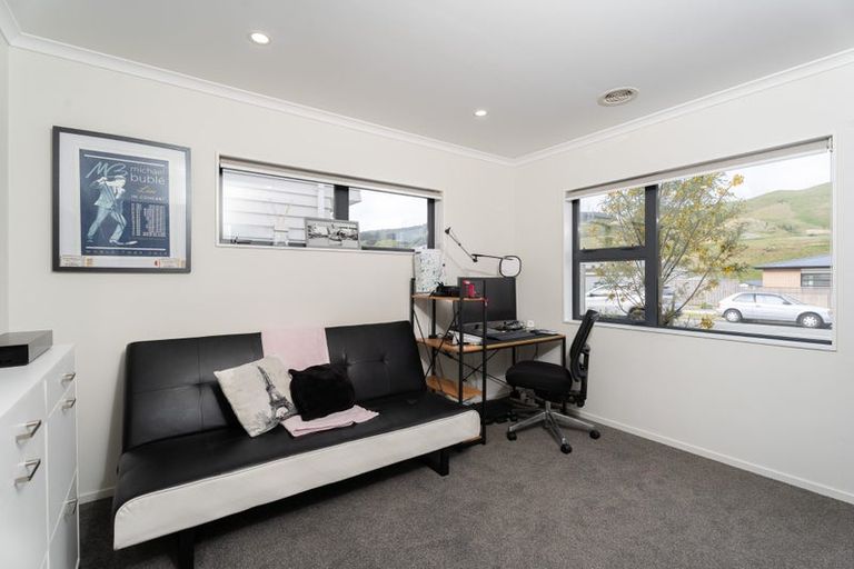 Photo of property in 61 Melksham Drive, Churton Park, Wellington, 6037