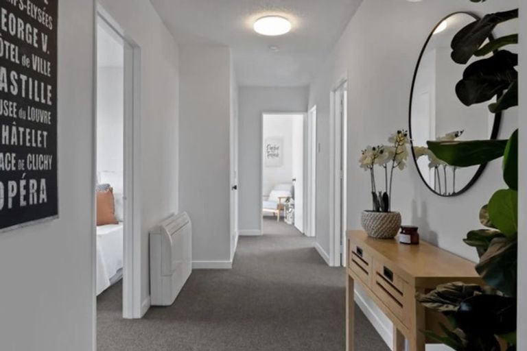 Photo of property in 689 Frankton Road, Queenstown, 9300