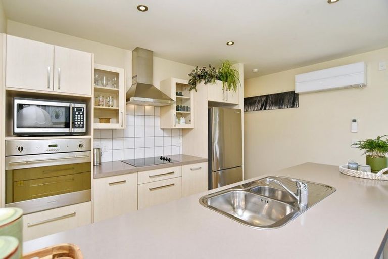 Photo of property in 1/38 Sawyers Arms Road, Northcote, Christchurch, 8052