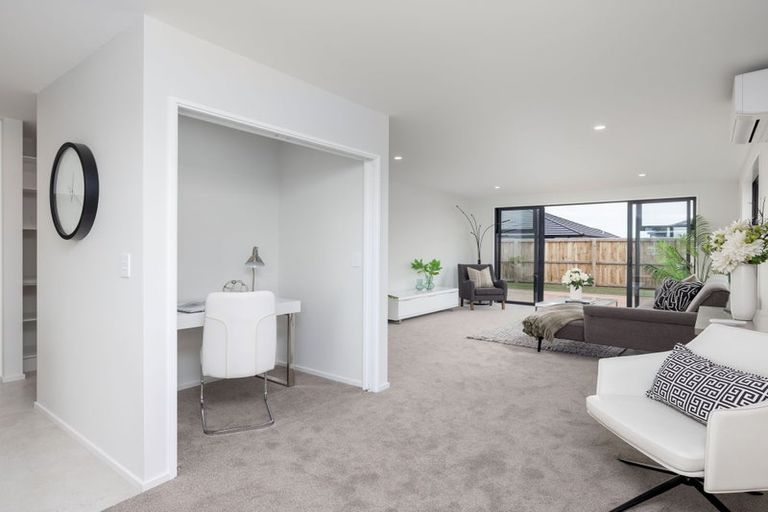 Photo of property in 118 Northmoor Boulevard, Rolleston, 7615